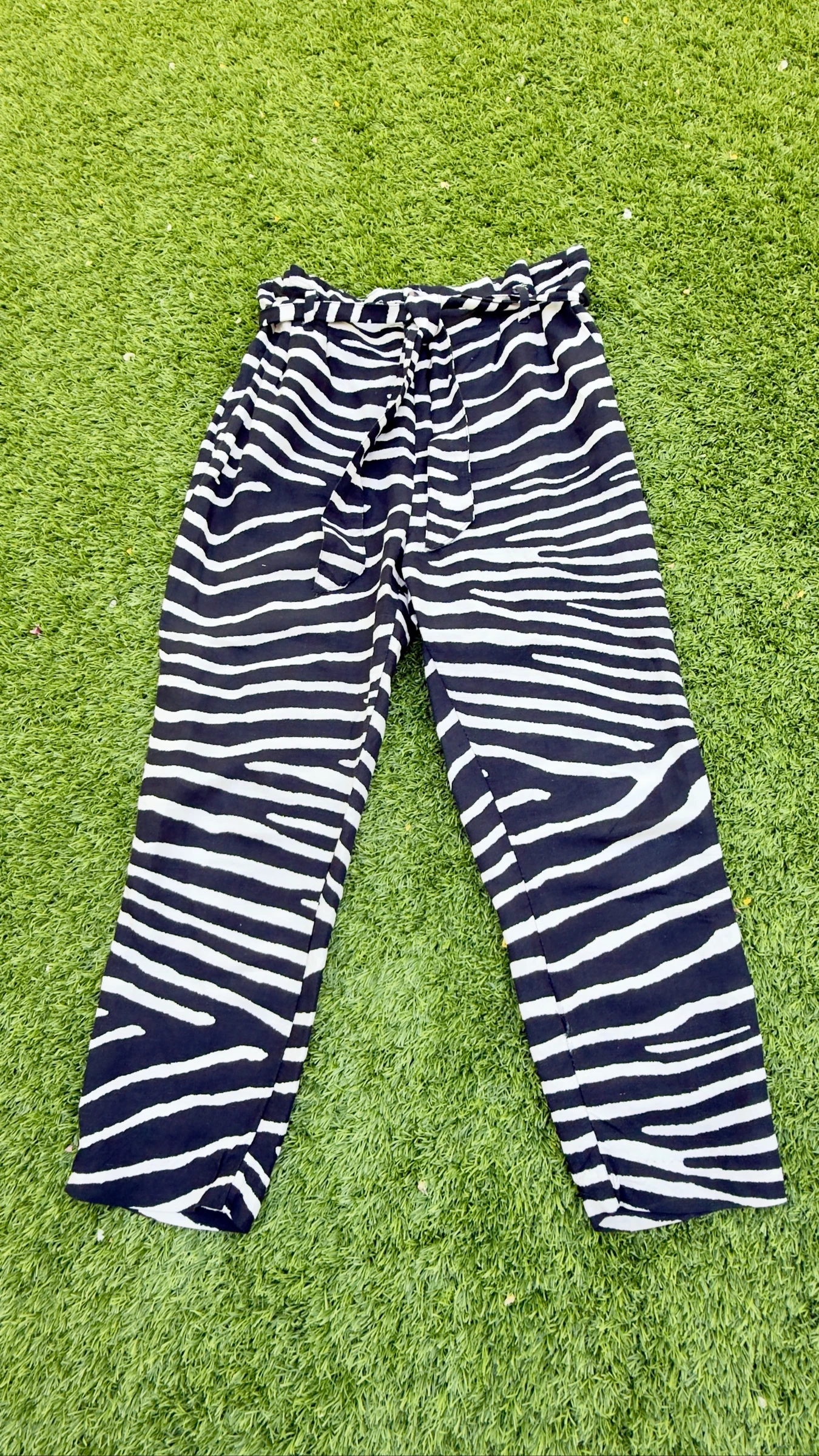 Pantalón blanco y negro mujer Talla 42 de H&M